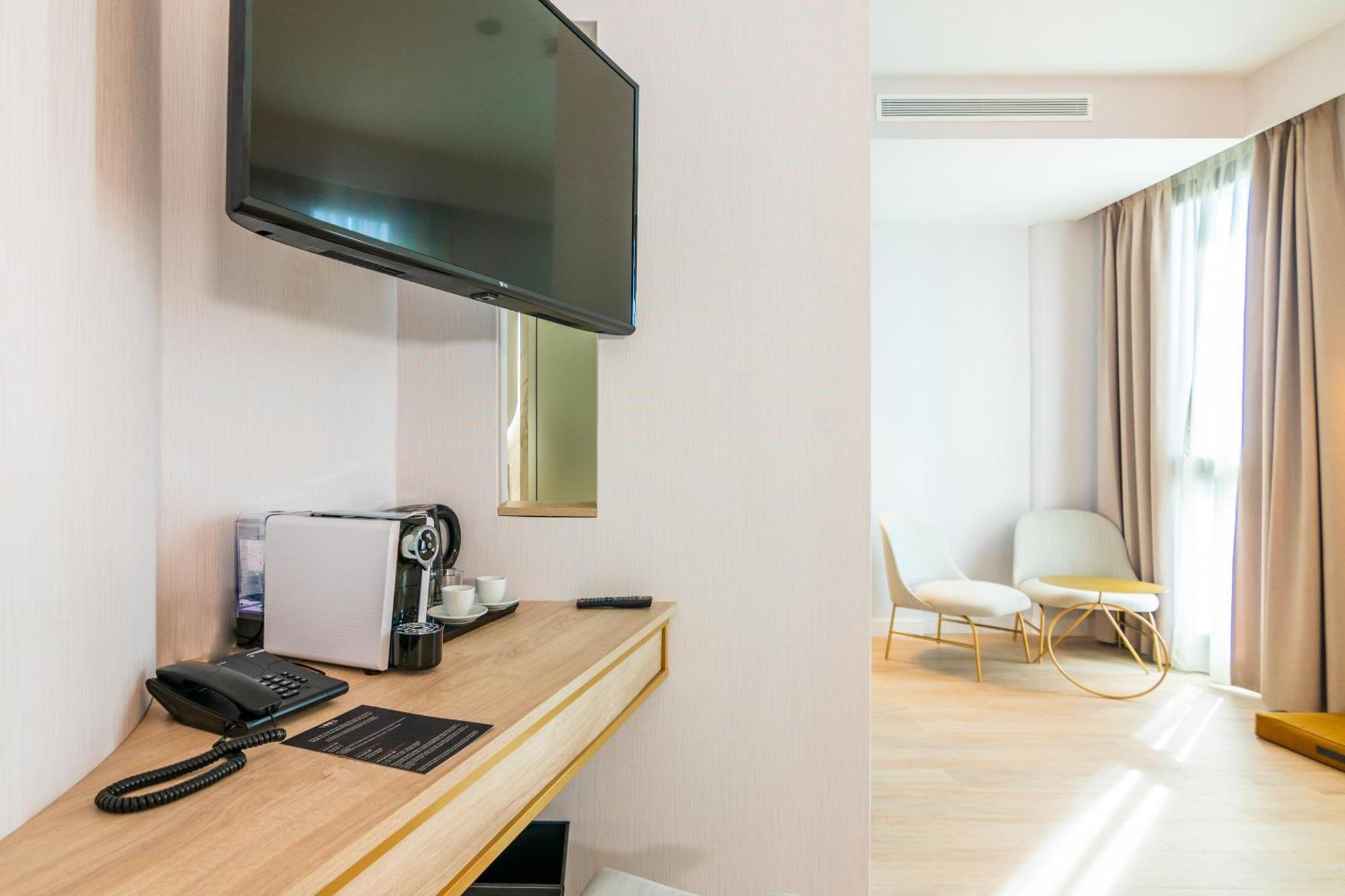 Hotel Malaga Vibes エクステリア 写真